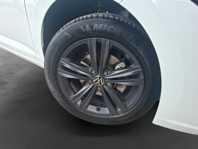 2024 Volkswagen JETTA SPORTLINE LONG DRIVE