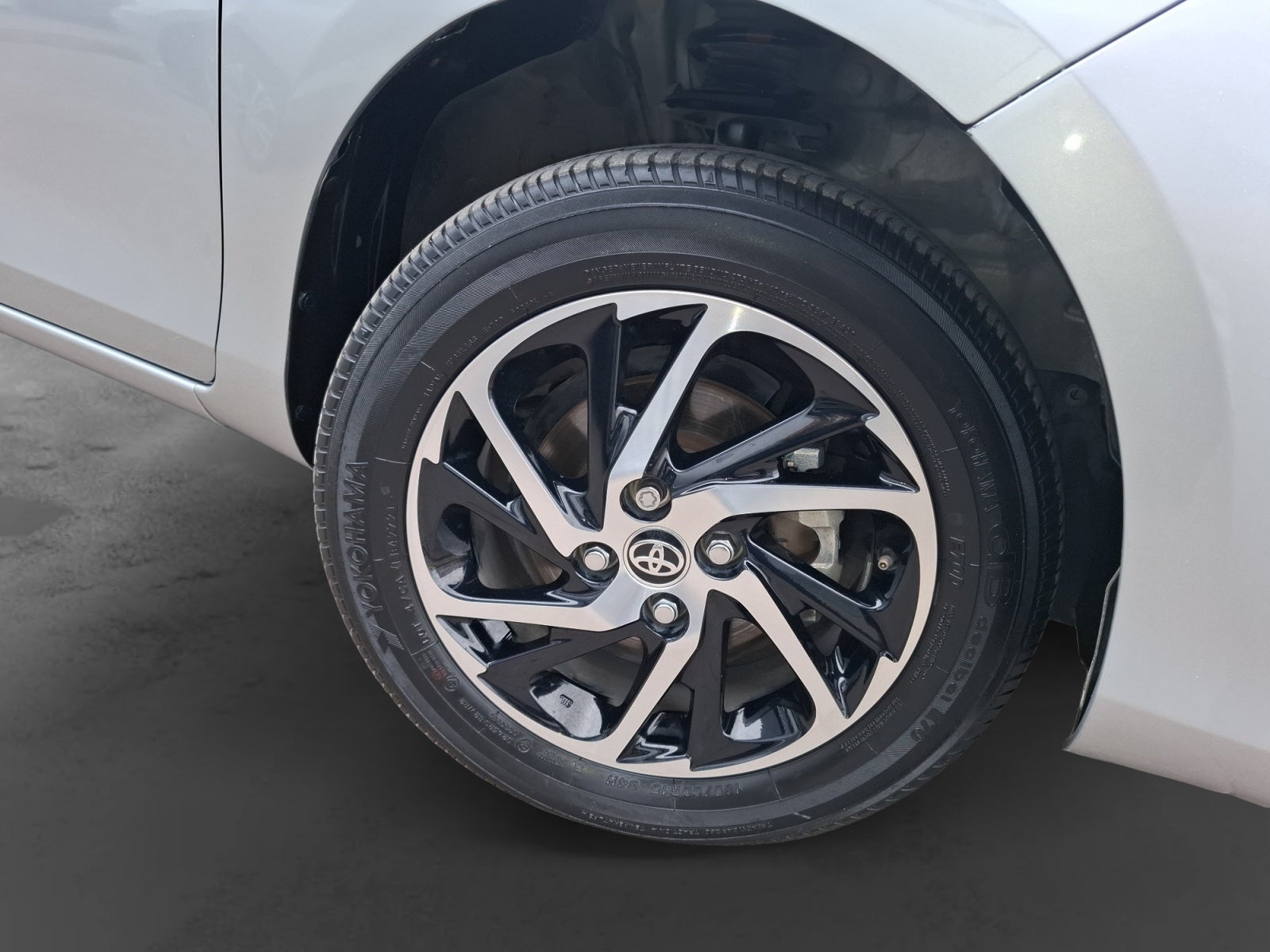 2021 Toyota YARIS YARIS SD S MT